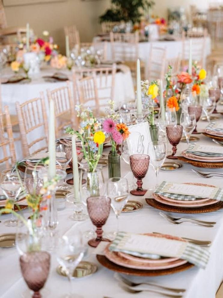 Decoração floral de mesa de casamento